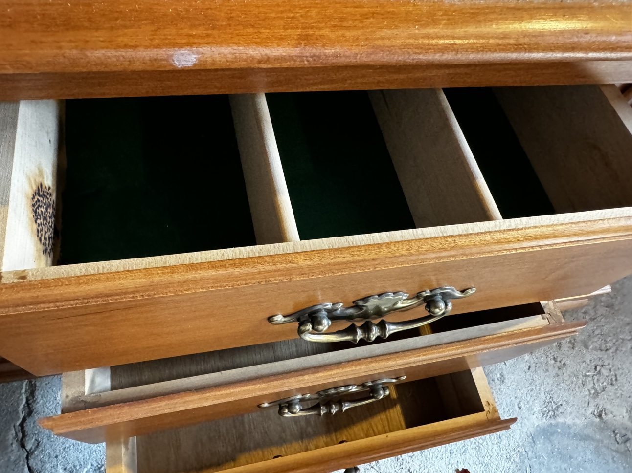 Roxton Solid Wood Cabinet - photo 5