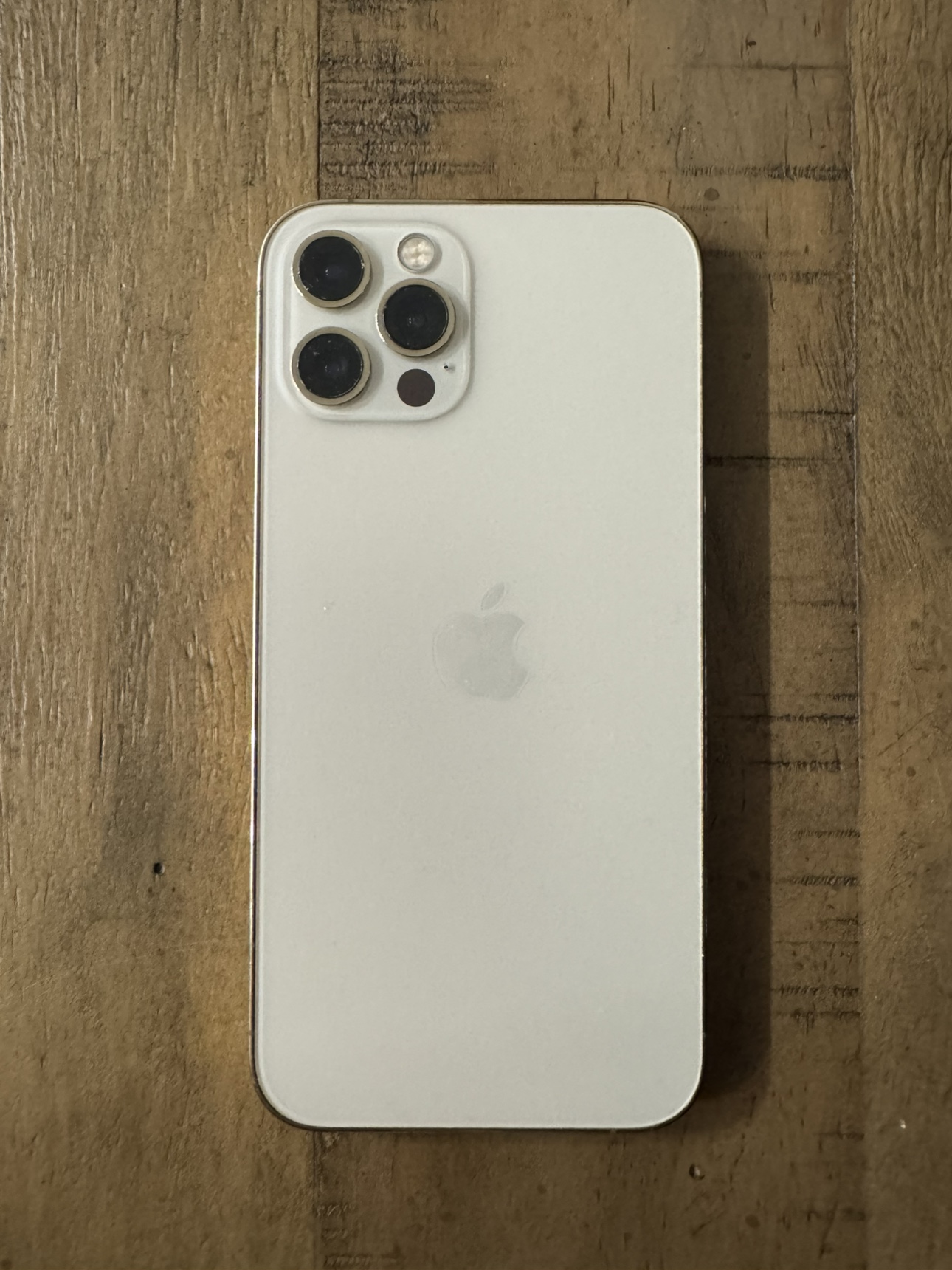 iPhone 12 Pro - photo 2