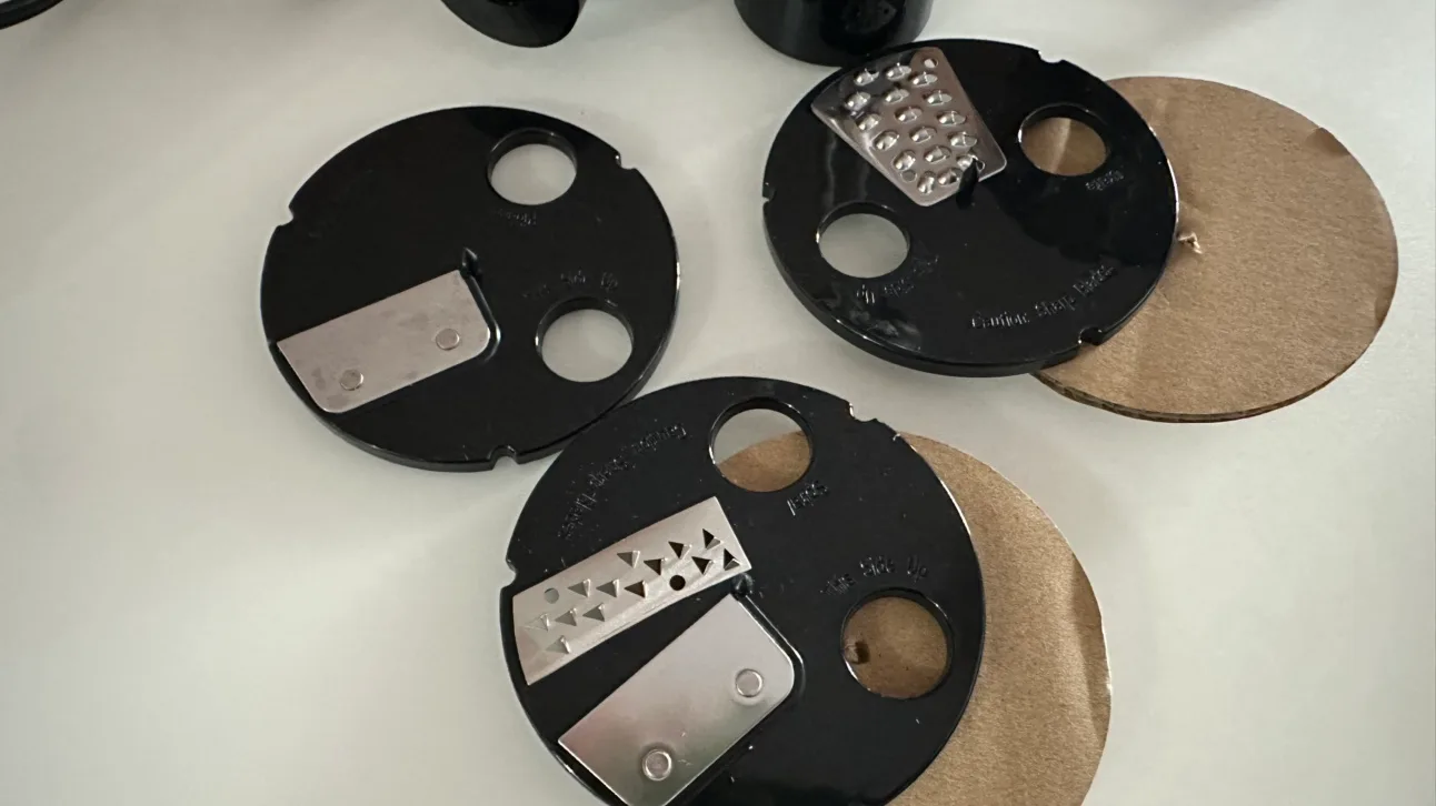 Hand held blender - Chefman 6-in-1 Food Prep Combo Kit image indicator(9)