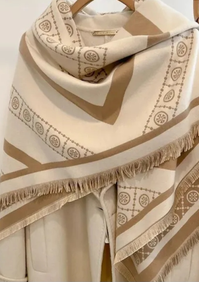 Black and White Scarf with Cross Pattern - photo 4