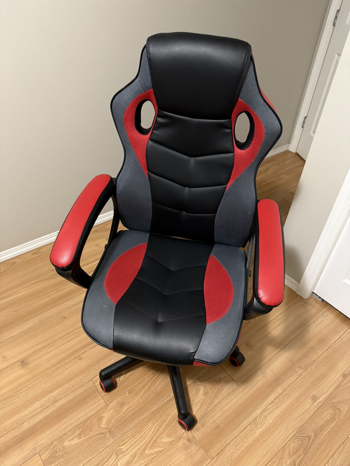 Gaming Chair - photo 2