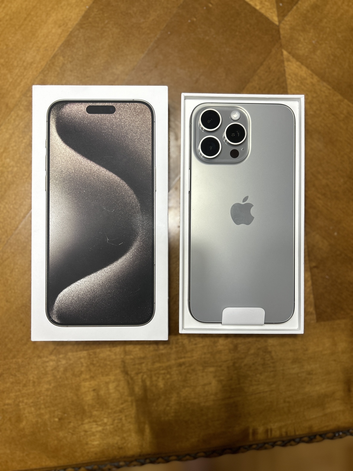 iPhone 15 Pro Max