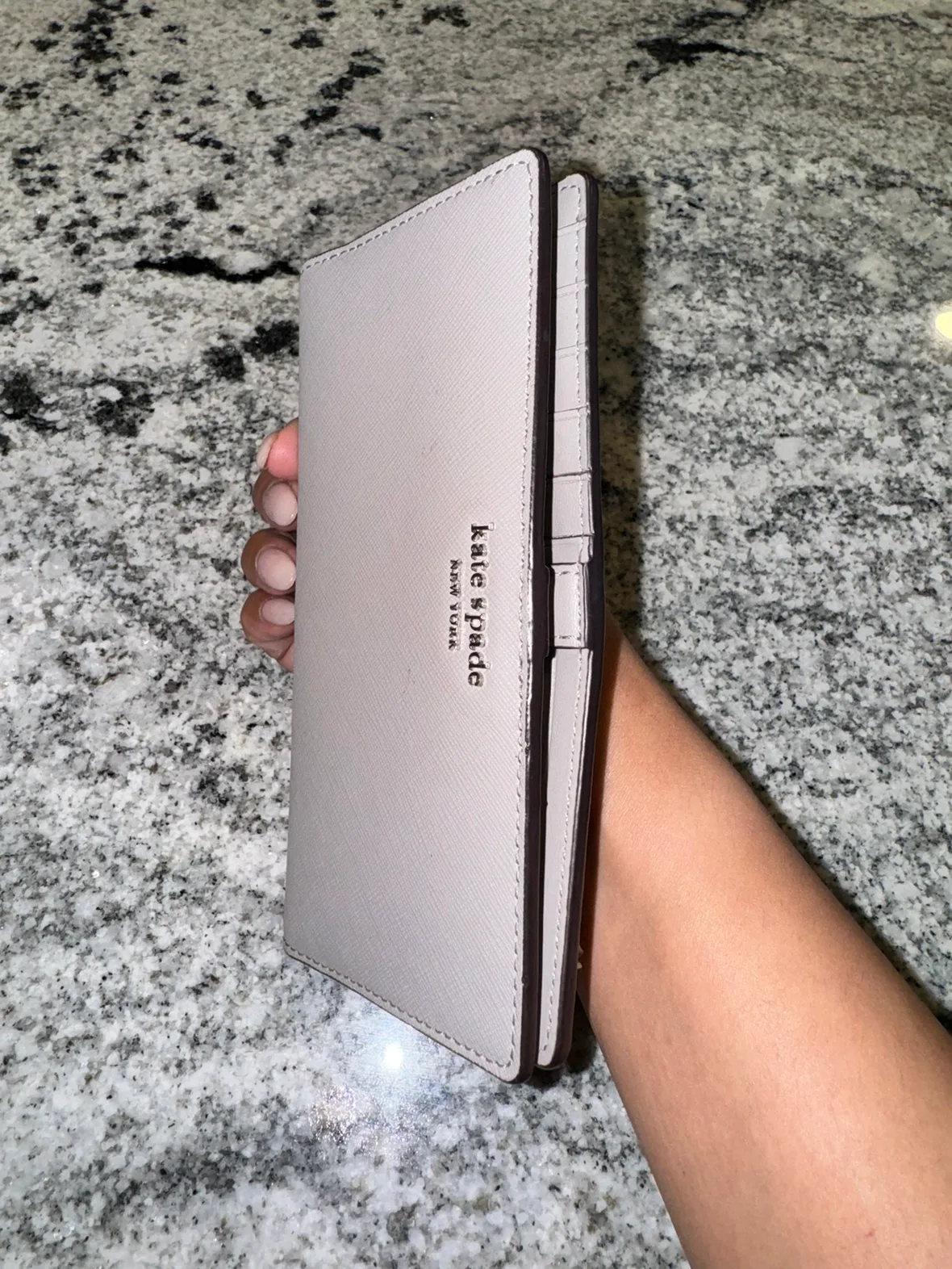 Kate Spade Ladies Wallet Grey image indicator(5)