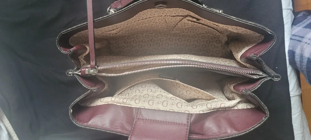 Guess Women's Brown Tote Bag image indicator(3)