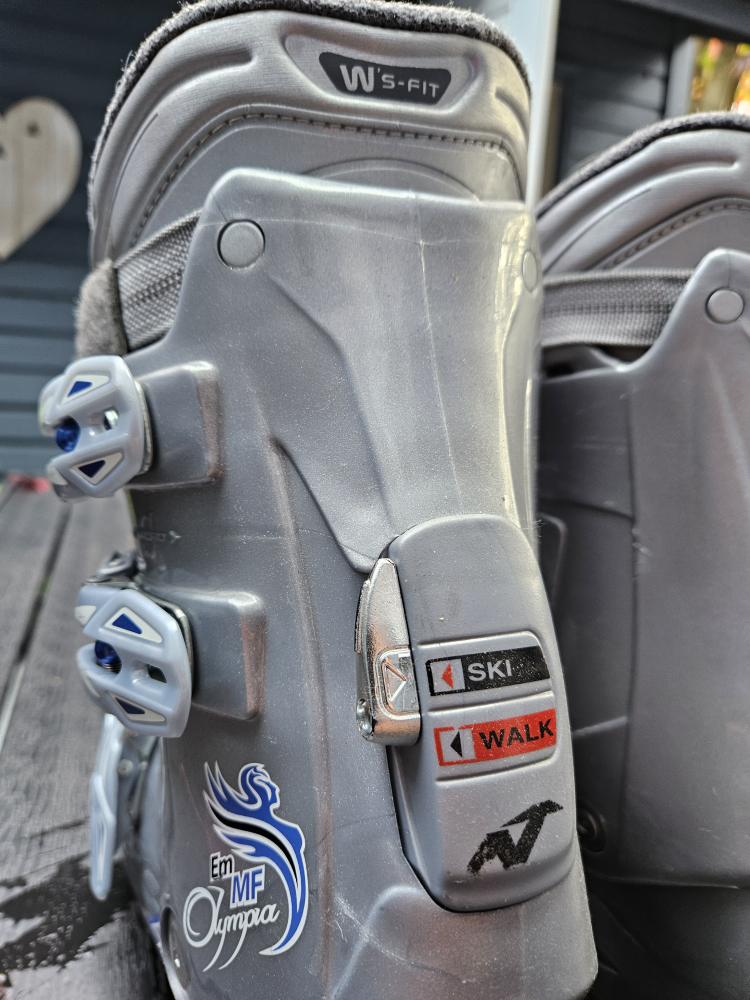 Nordica Women's Ski Boots 305 mm - photo 2