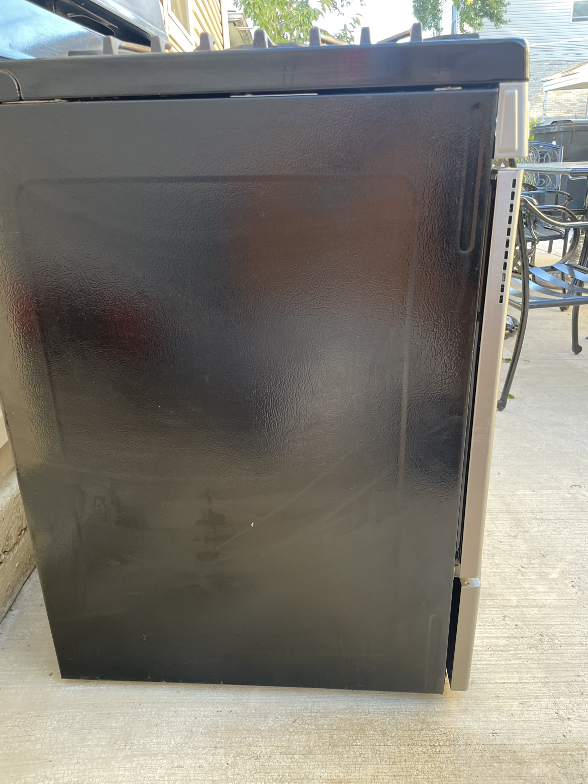 Frigidaire Gas Range Model no. fggf3035rfa - photo 5