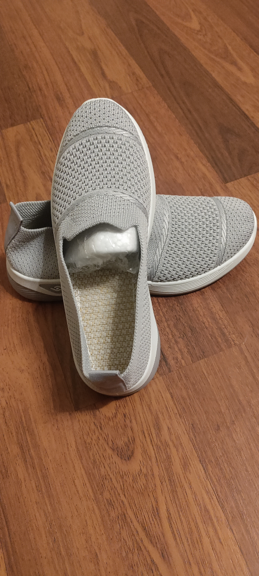 Women's casual slip-on sneakers (Brand New-Never used) - photo 4