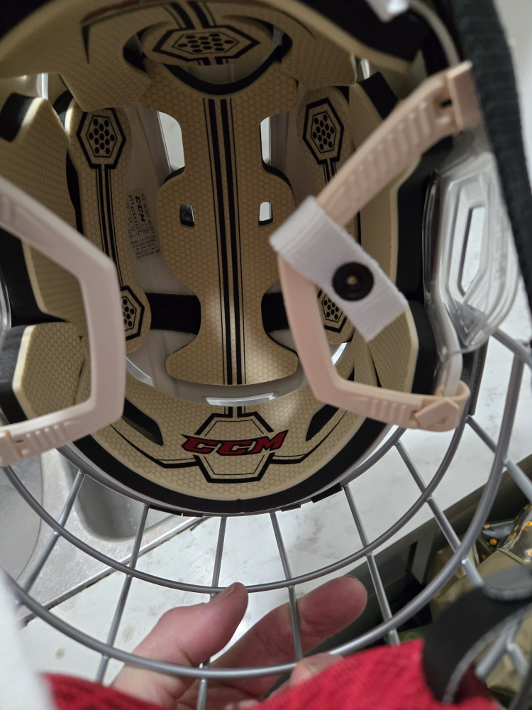 CCM L Hockey Helmet with Cage - photo 4