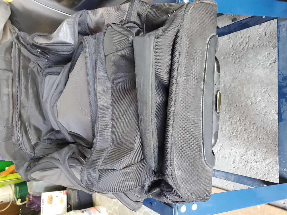 Rolling Duffle Bag suitcase - photo 3