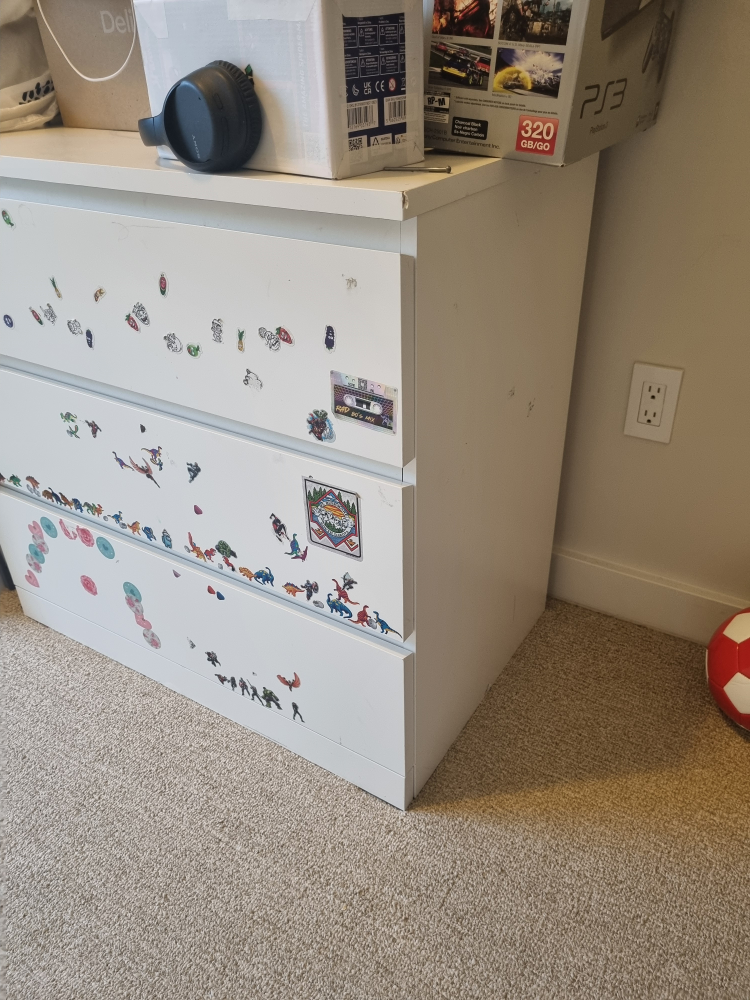 dresser