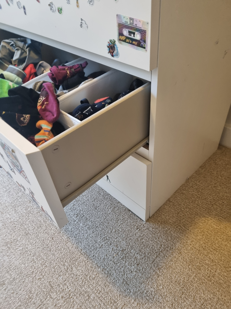 dresser - photo 3