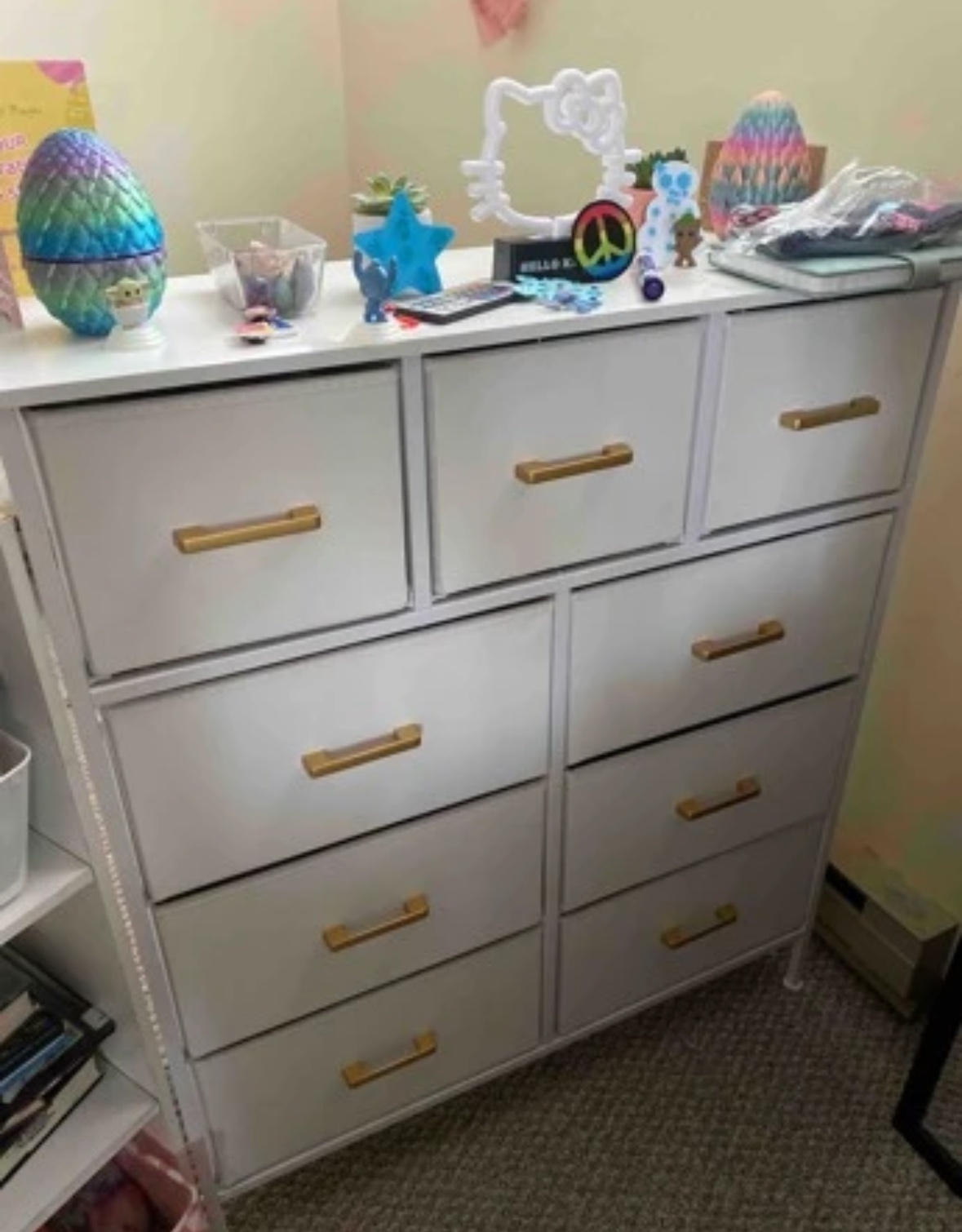 9 Drawer Dresser, new in a box - photo 2