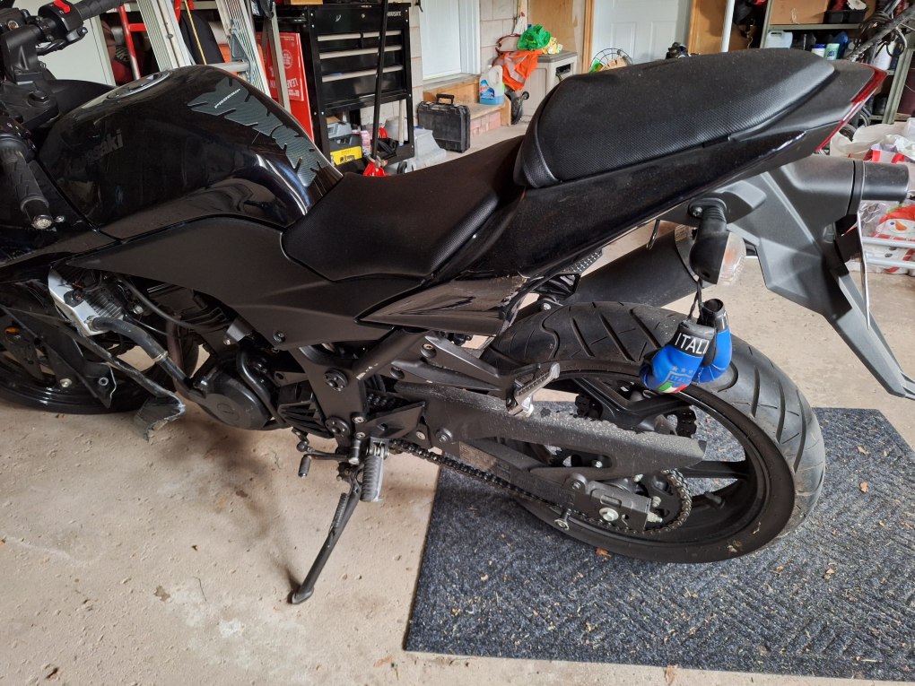 2011 Kawasaki Ninja 250R - photo 4