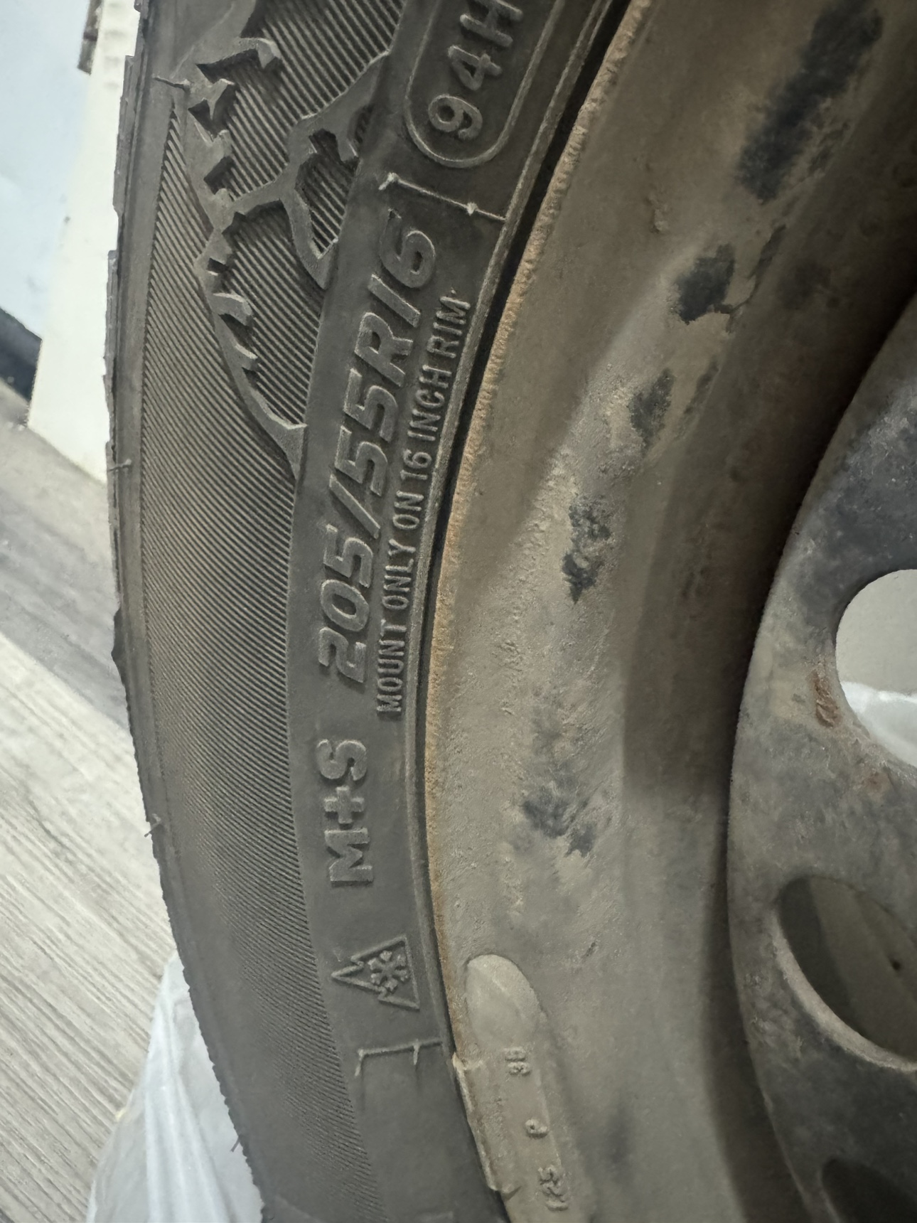 Set of 4 Winter Tires and Rims(500) - photo 2