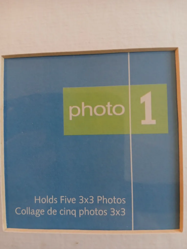 🆕️ Set of 2 Silver Picture Frames. Firm price.  Available! image indicator(3)