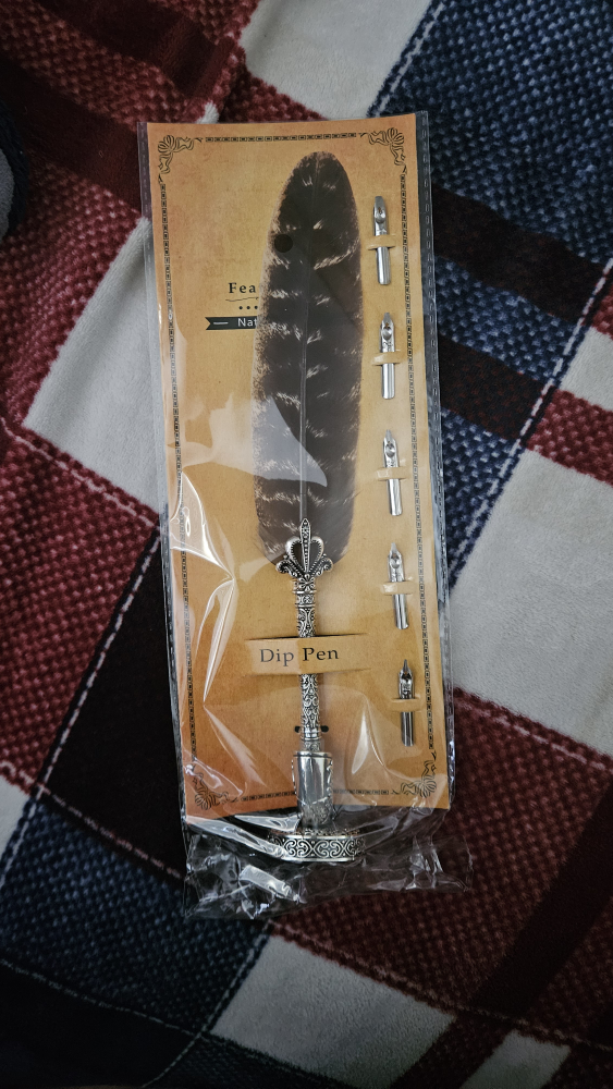 Feather Dip Pen (unopened)