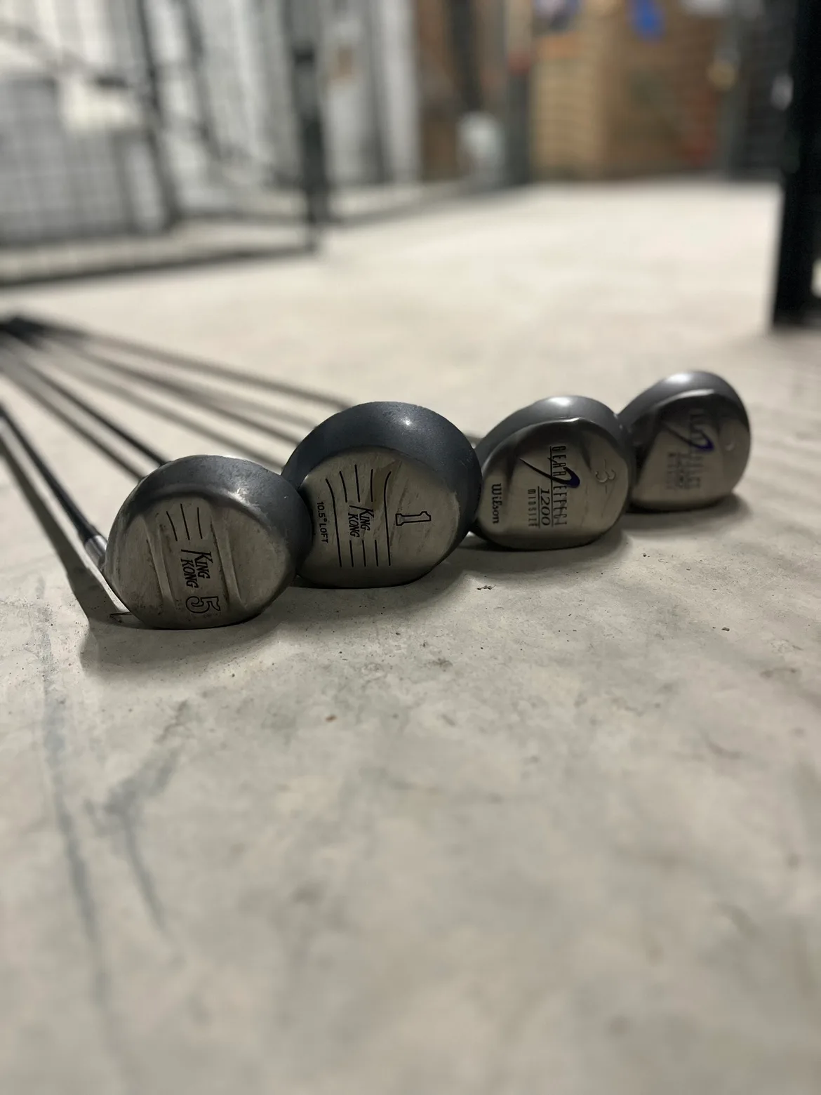 Golf Set RH Women��’s with a Nike bag image indicator(3)