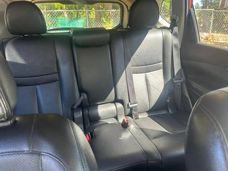 Nissan Rogue 2017 image indicator(3)