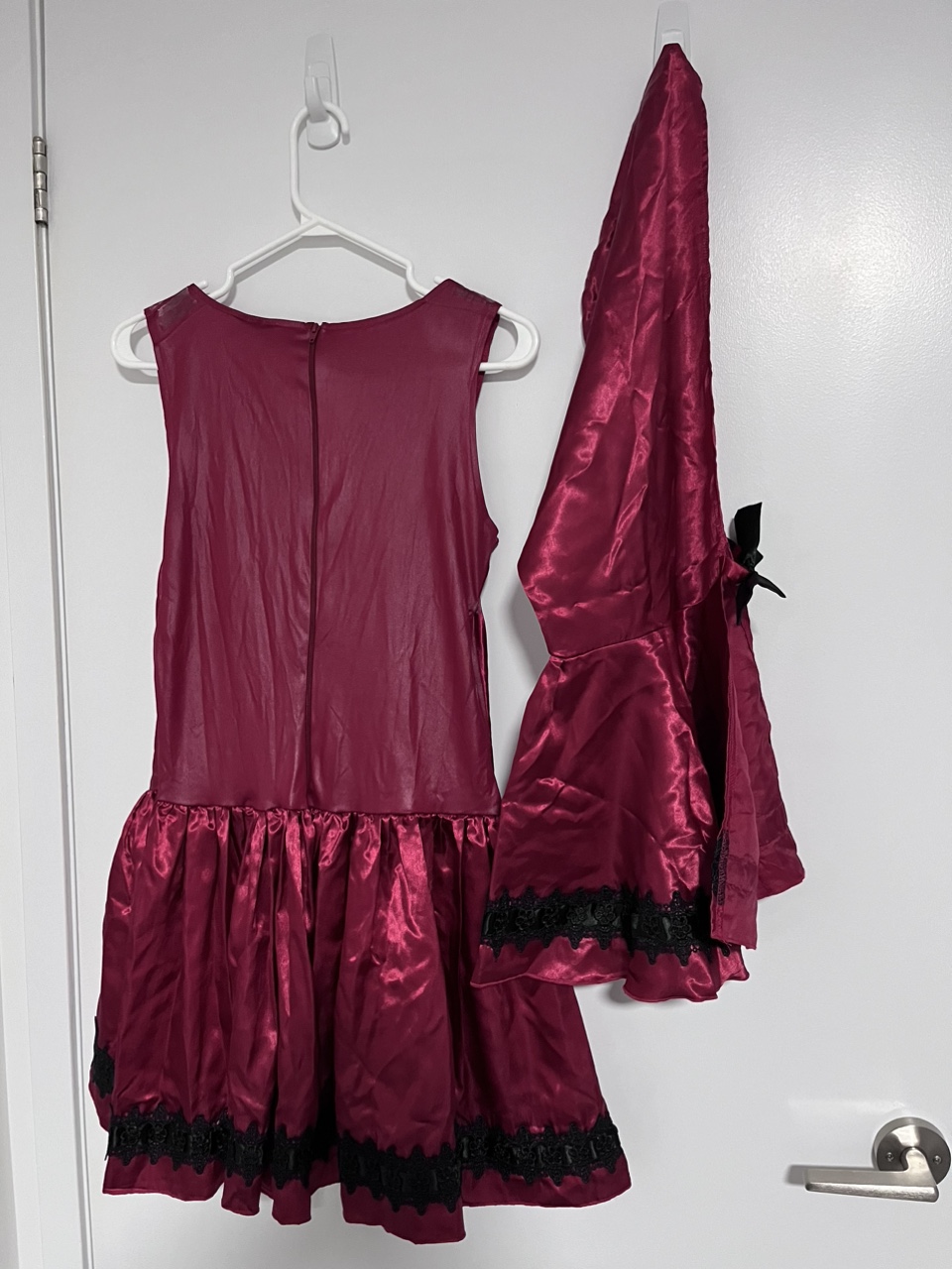 Red Riding Hood Costume - photo 2