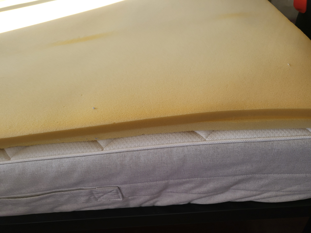 Queen Size Bed Frame and Mattress - photo 3