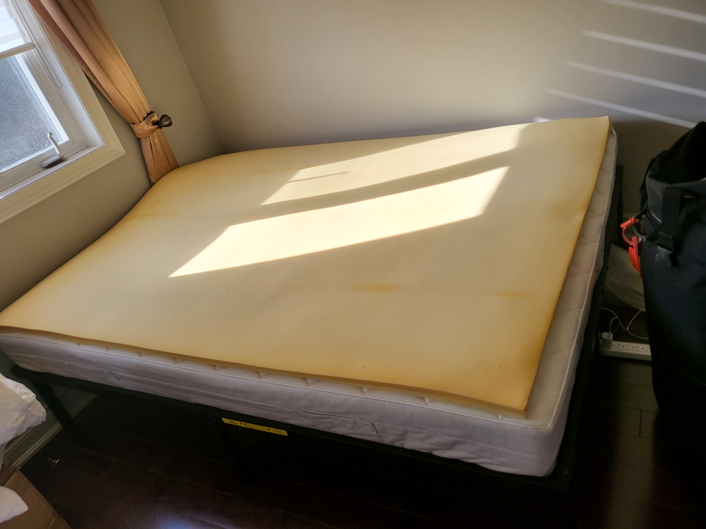 Queen Size Bed Frame and Mattress - photo 4