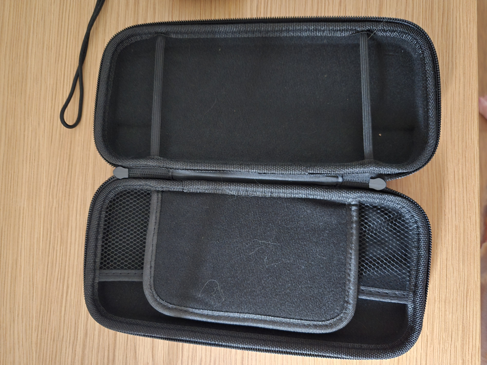 Nintendo Switch - photo 2