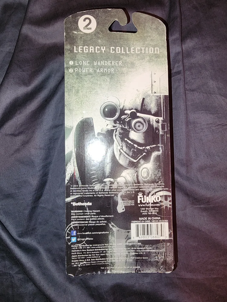 Fallout Legacy Collection Power Armor Action Figure image indicator(2)