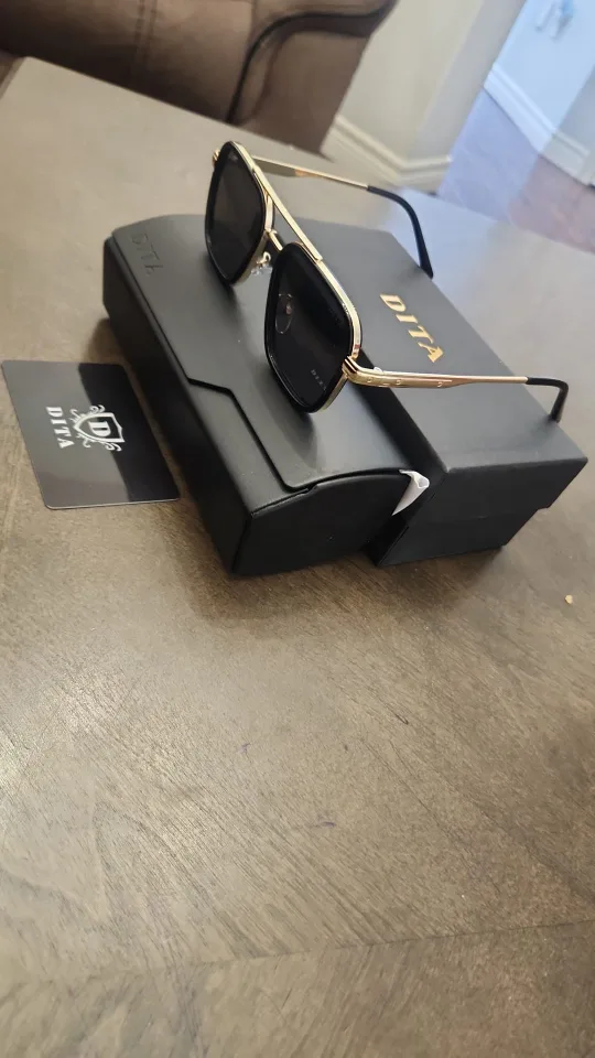 MAN'S SUNGLASSES image indicator(2)