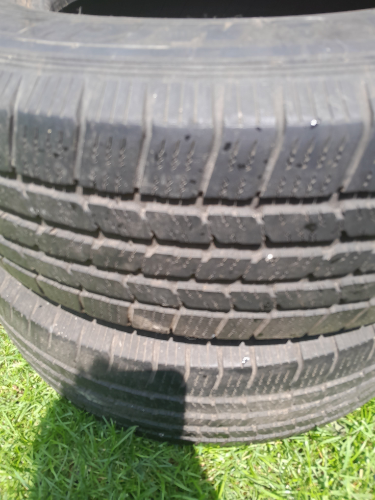 Michelin LT235/75R15 Tires - photo 3
