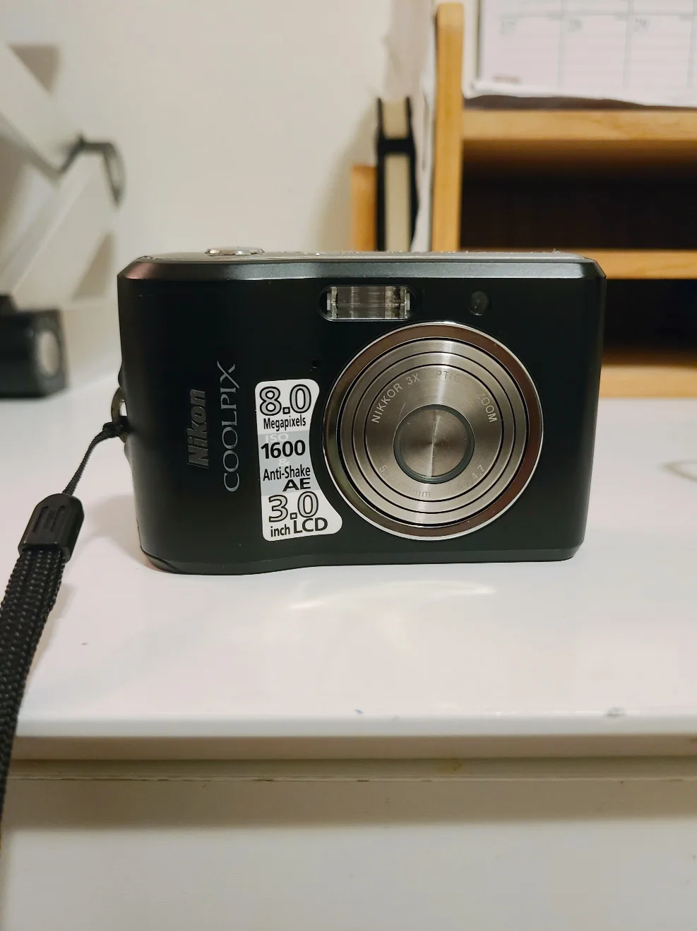 Nikon Coolpix L18 Digital Camera thumbnail