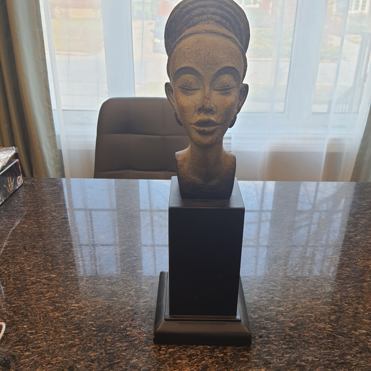 vintage  African  head Statue Sculptures