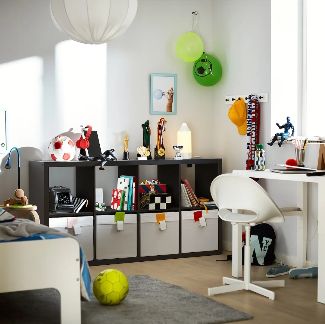 IKEA Kallax Shelf 2 x 4 image indicator(4)