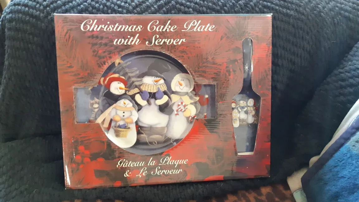 🥕🥕🥕Christmas Cake Plate with Server image indicator(2)