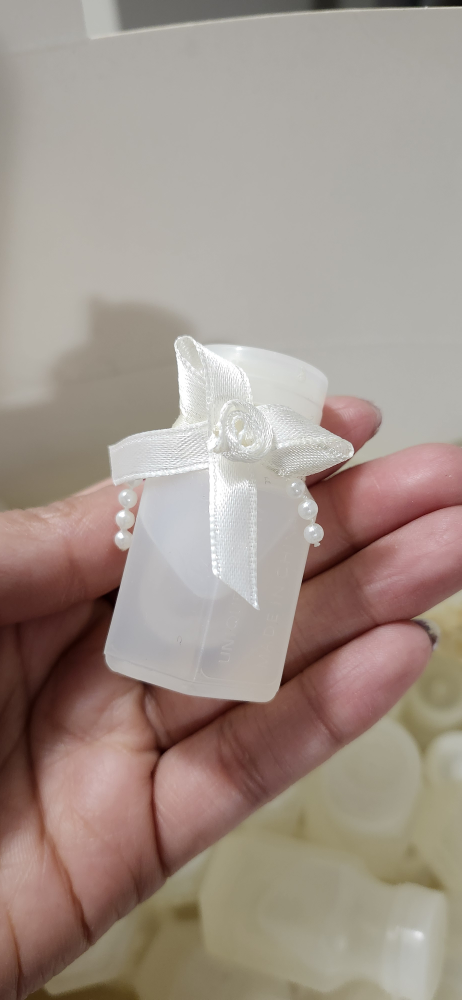 Wedding Favor Bottles with Bubbles Solution - photo 2