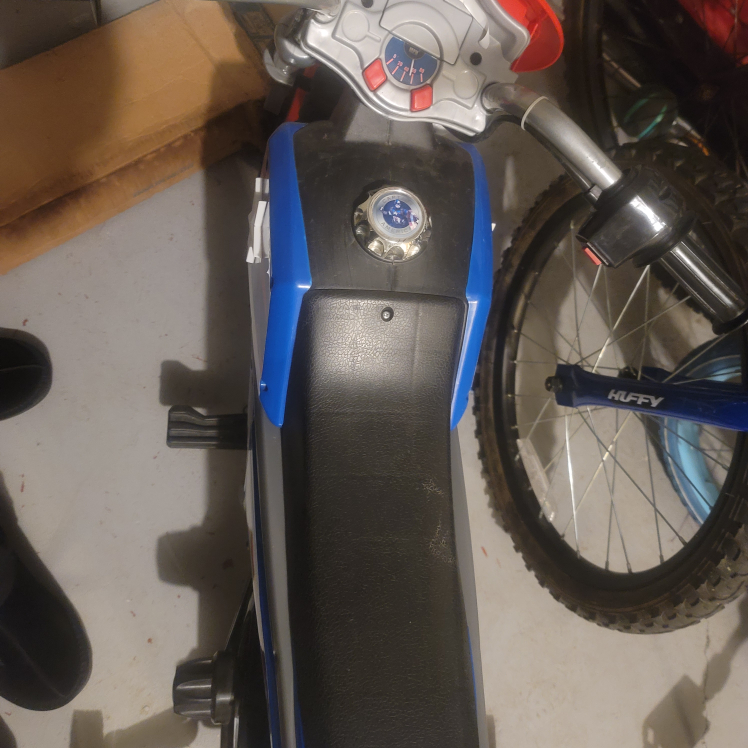Captain America Huffy 12 Inch Bike - photo 5