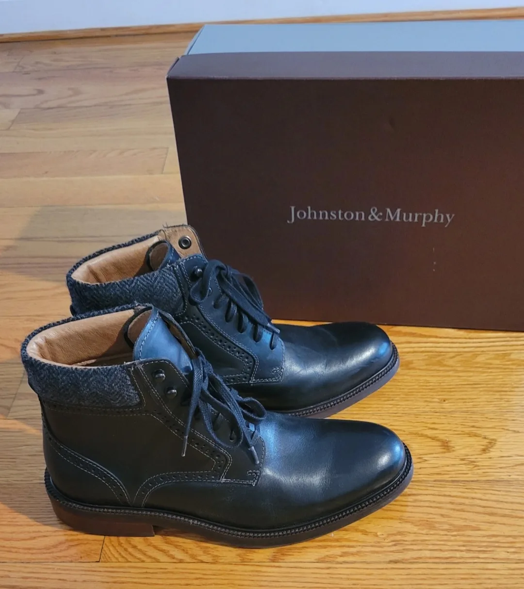 Johnston & Murphy Willis Wingtip Boots image indicator(5)