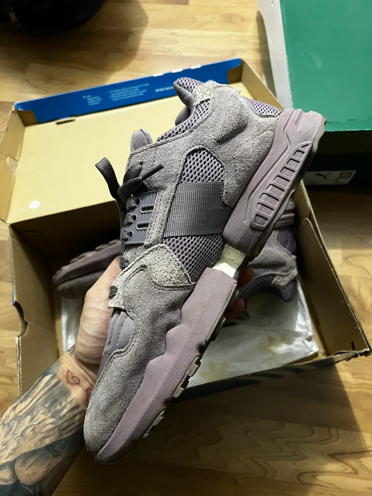 Adidas sneaker - size 12 image indicator(3)