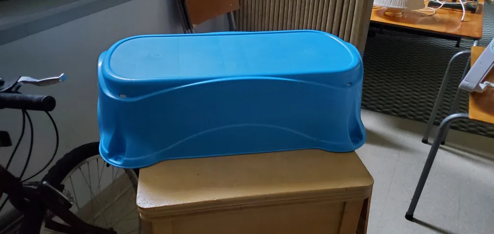 Baby Bath Tub with integrated step stool image indicator(3)