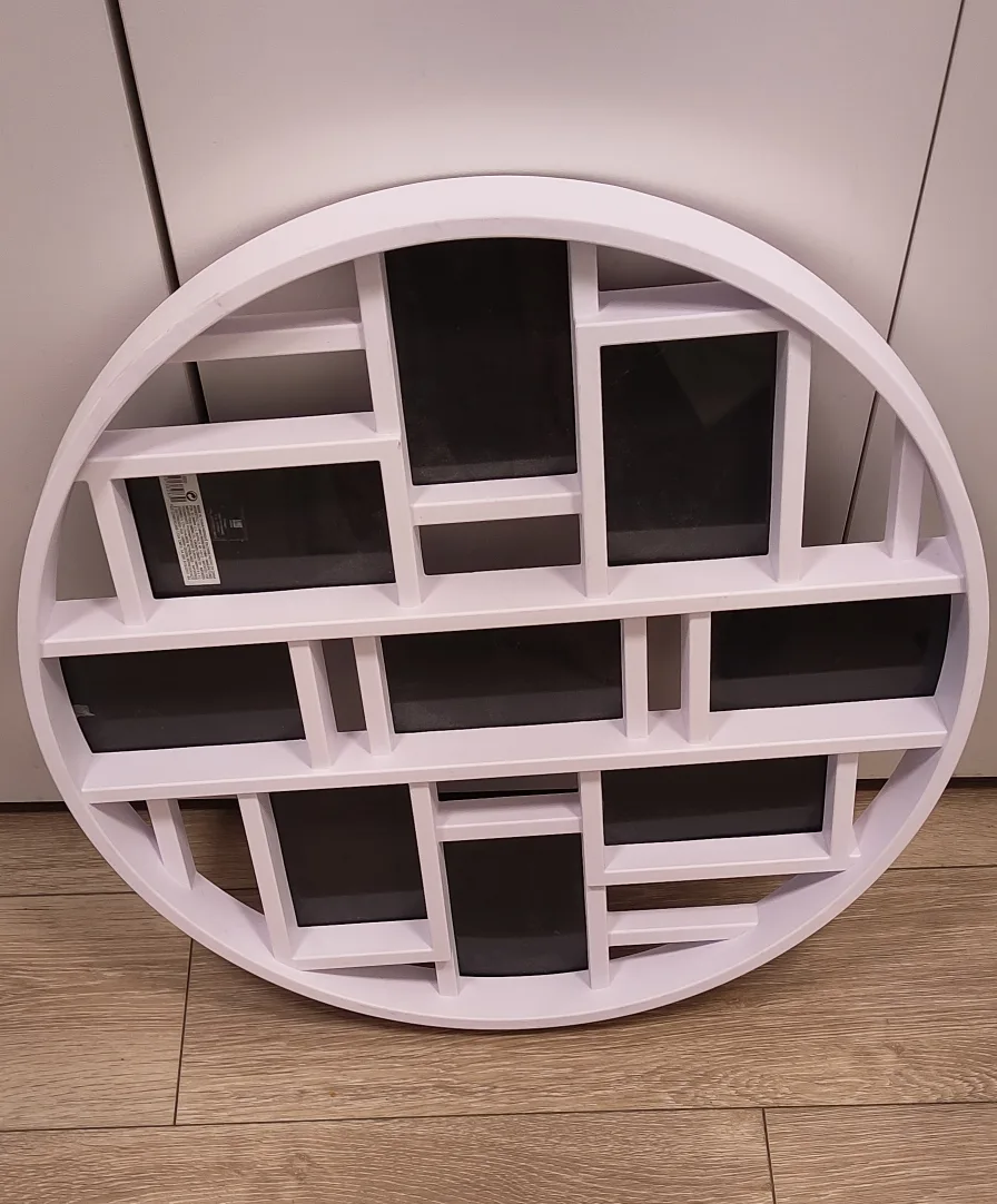 Round Picture Frame Collage! thumbnail