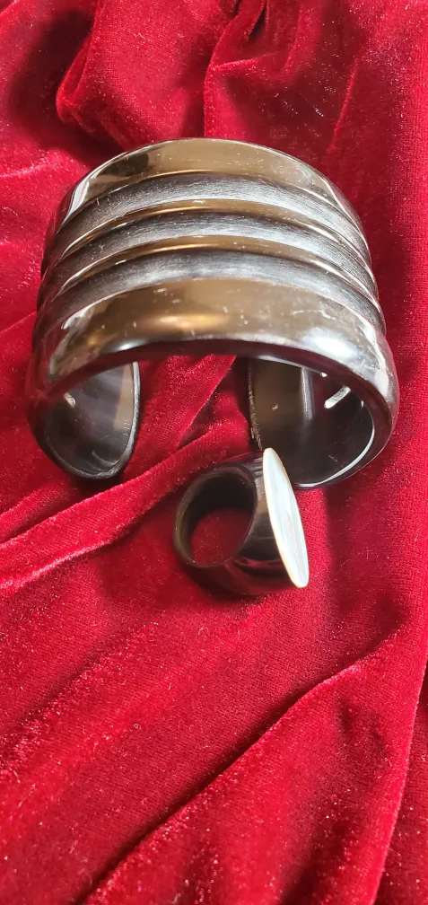 Horn Cuff Bracelet and ring image indicator(4)