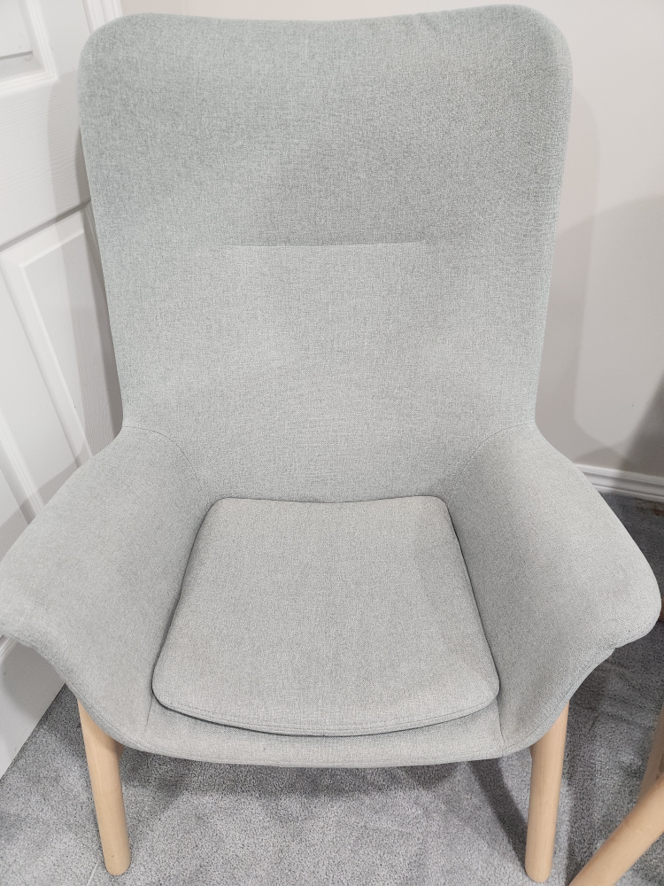 Ikea VEDBO armchairs - photo 2