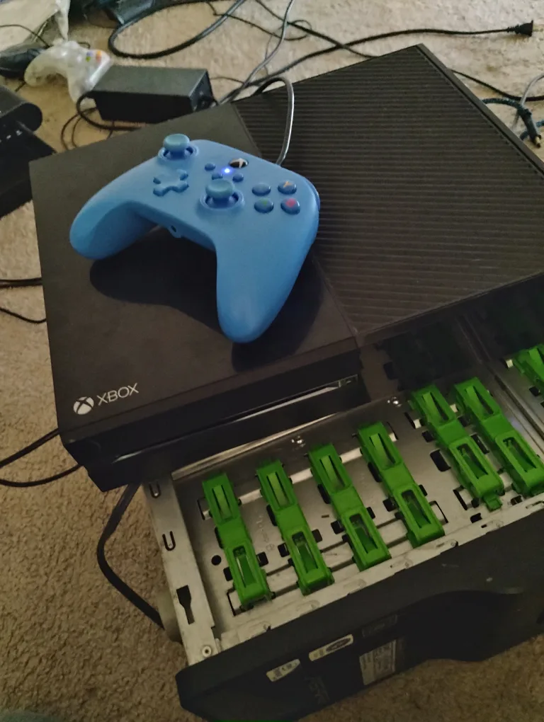 Xbox One Console with Controller thumbnail