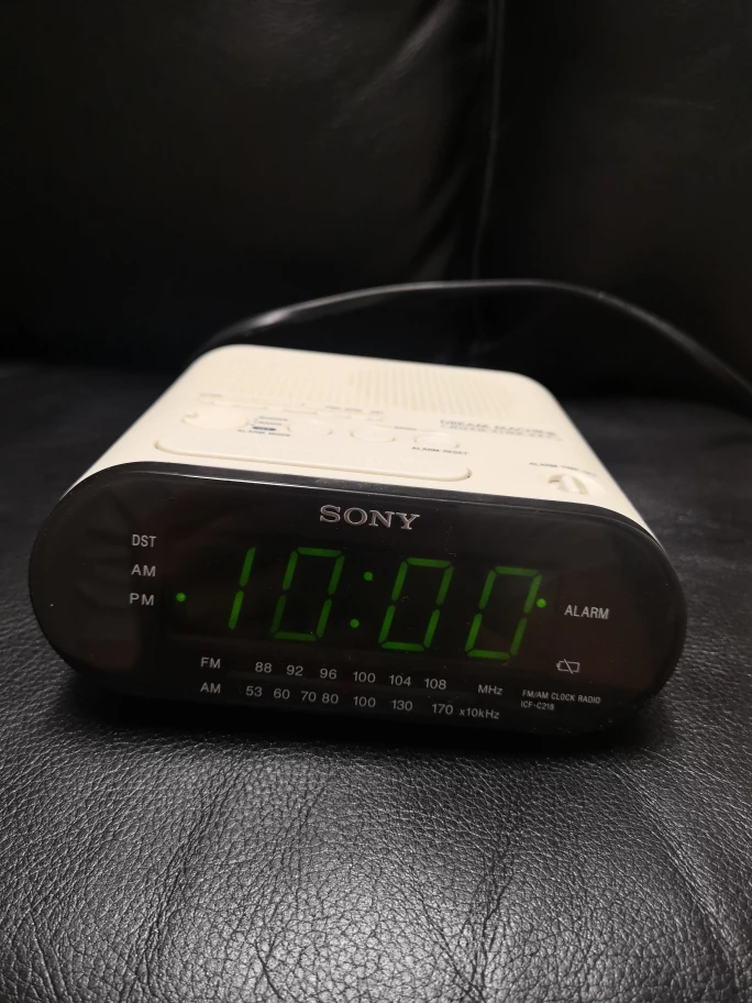 Sony Dream Machine Alarm Clock/AM FM Radio