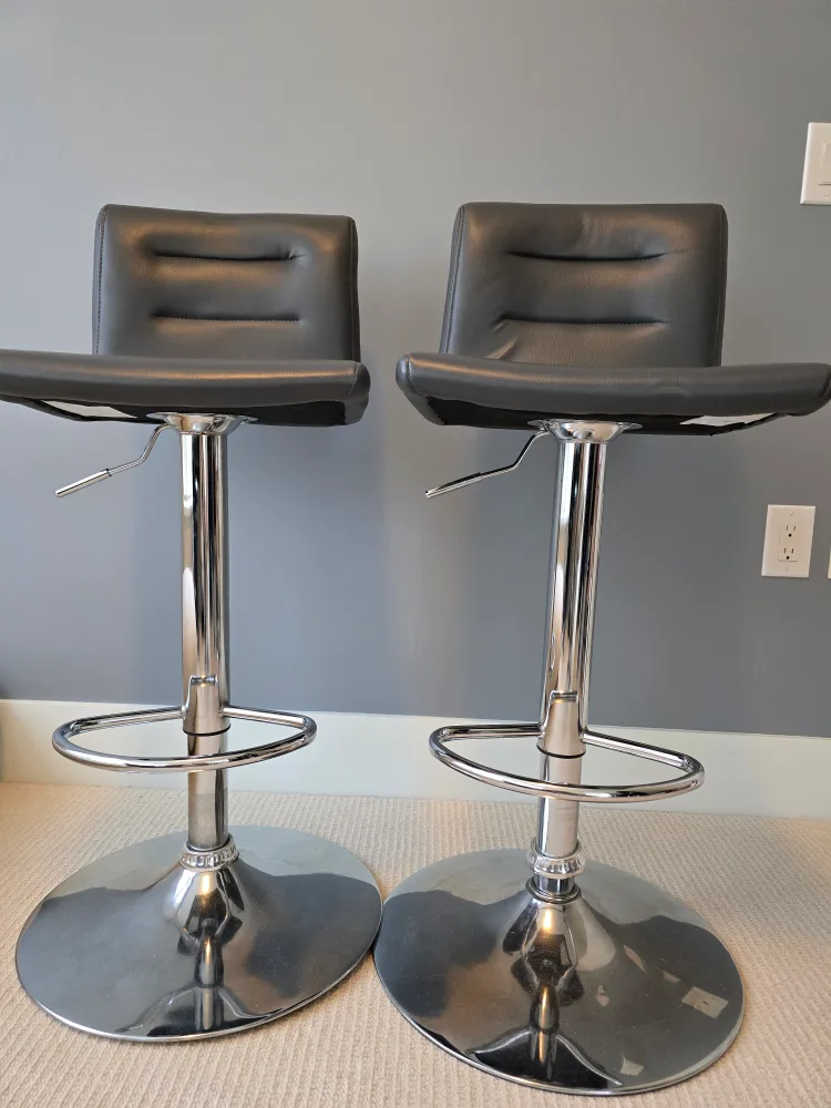 Bar Stools (set of 2) image indicator(3)