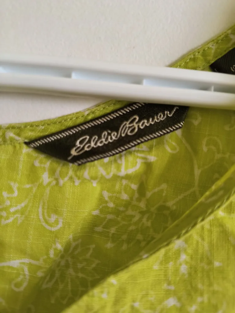 Eddie Bauer Green Floral Blouse image indicator(2)