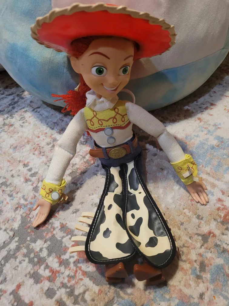 Jessie Toy Story Doll (real from Disney store) image indicator(3)