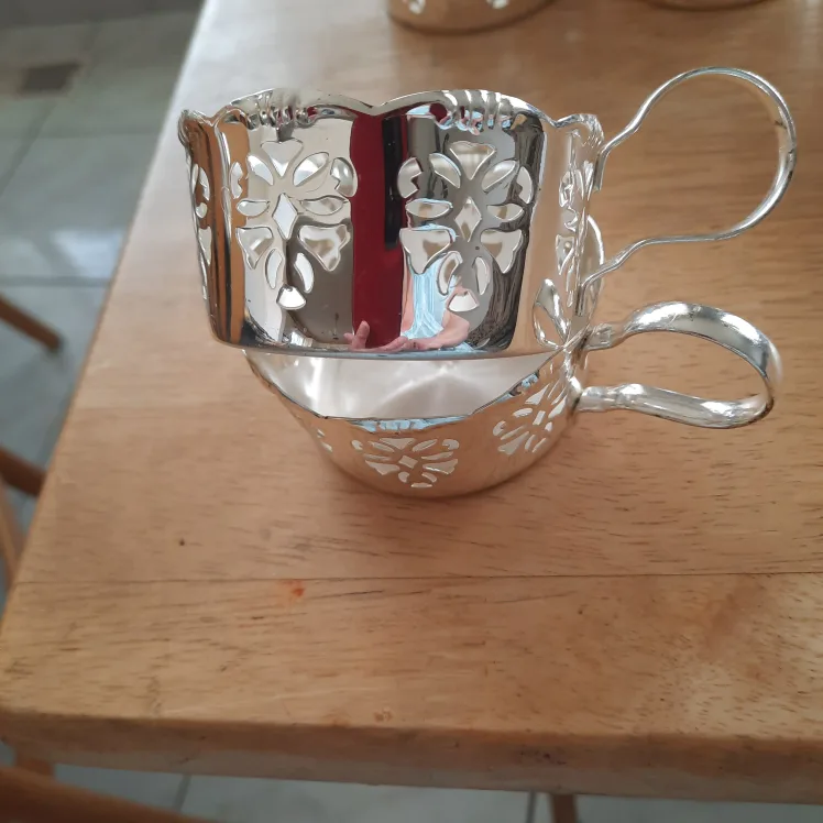 Silver-Plated Serving Cups image indicator(2)