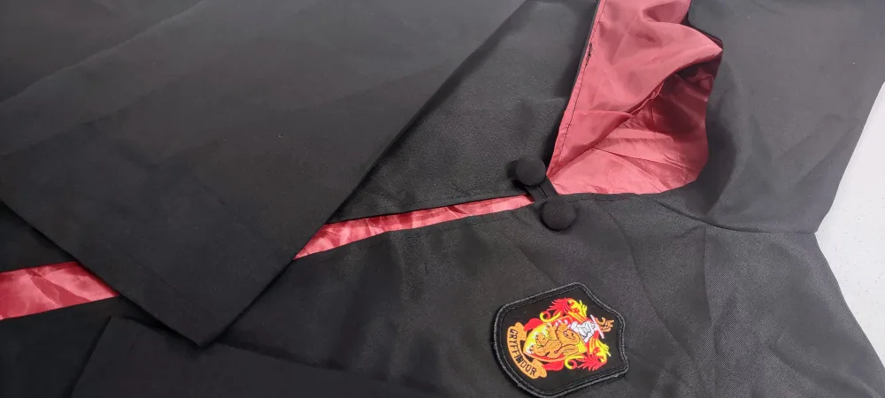 Harry Potter - Gryffindor Robe (Unisex) custom image indicator(3)
