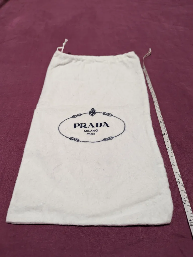 Prada Dust Bag image indicator(2)