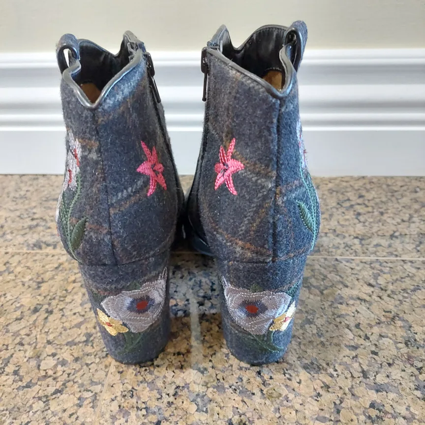 Indigo Road Floral Women's Ankle Booties Size 8 US image indicator(5)
